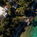 Seafront House On Island Korcula Holiday home Zrnovo