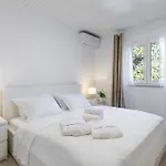 Holiday home Seafront House On Island Korcula *
