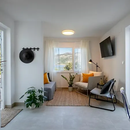 Seafront House On Island Korcula *